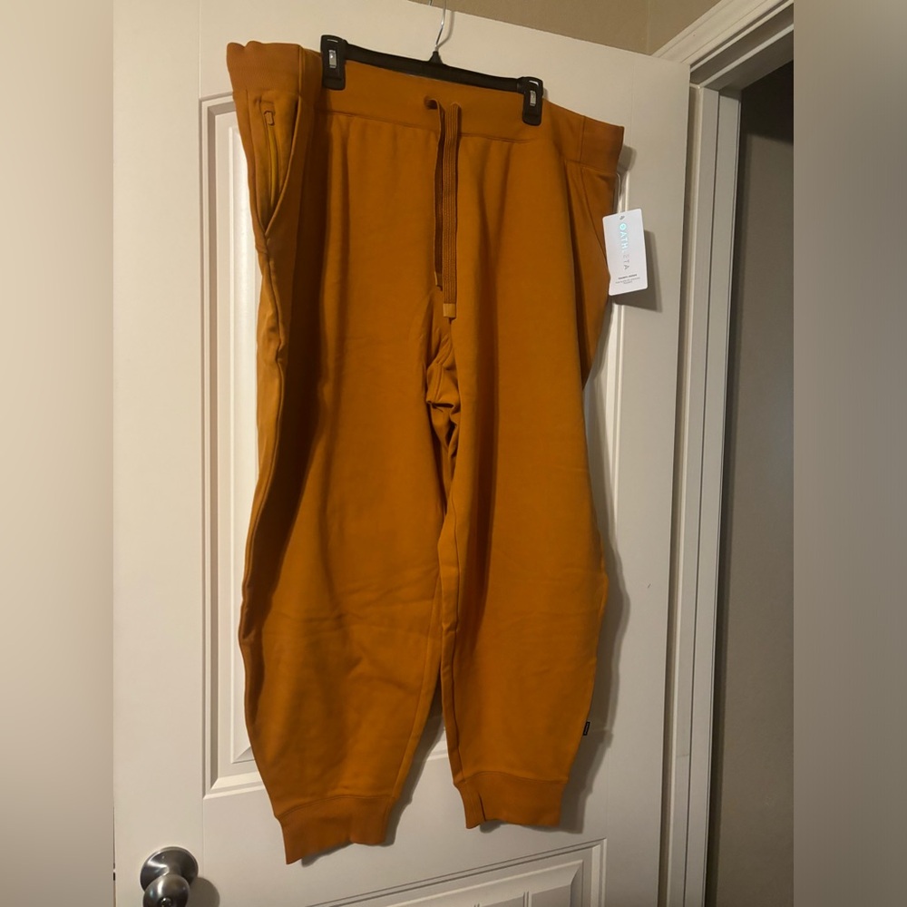 Athleta Triumph Jogger